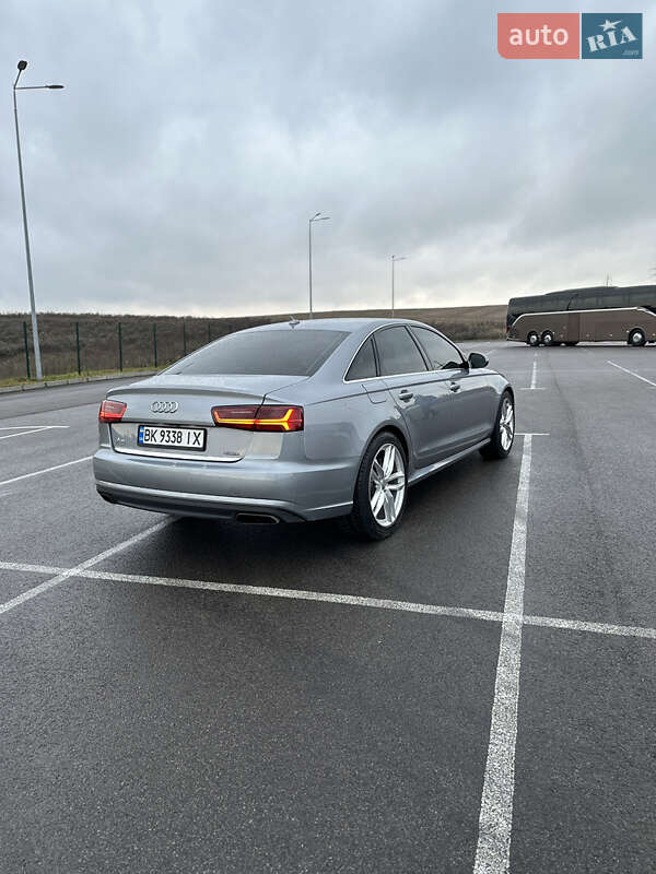 Седан Audi A6 2015 в Ровно