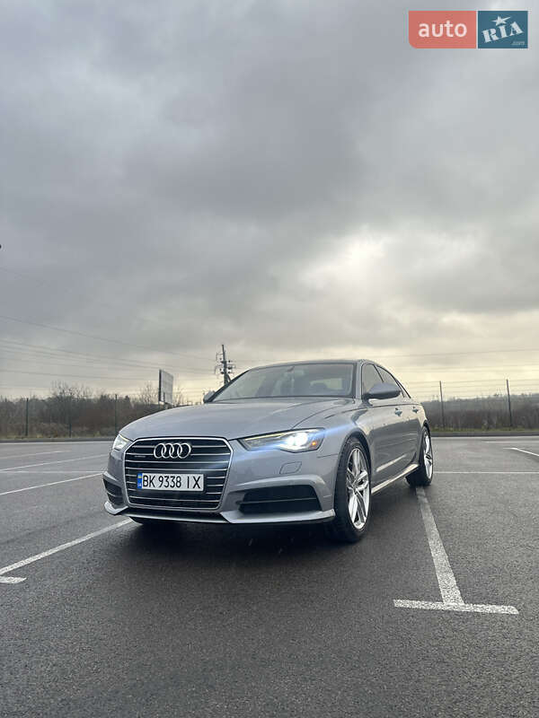 Седан Audi A6 2015 в Ровно