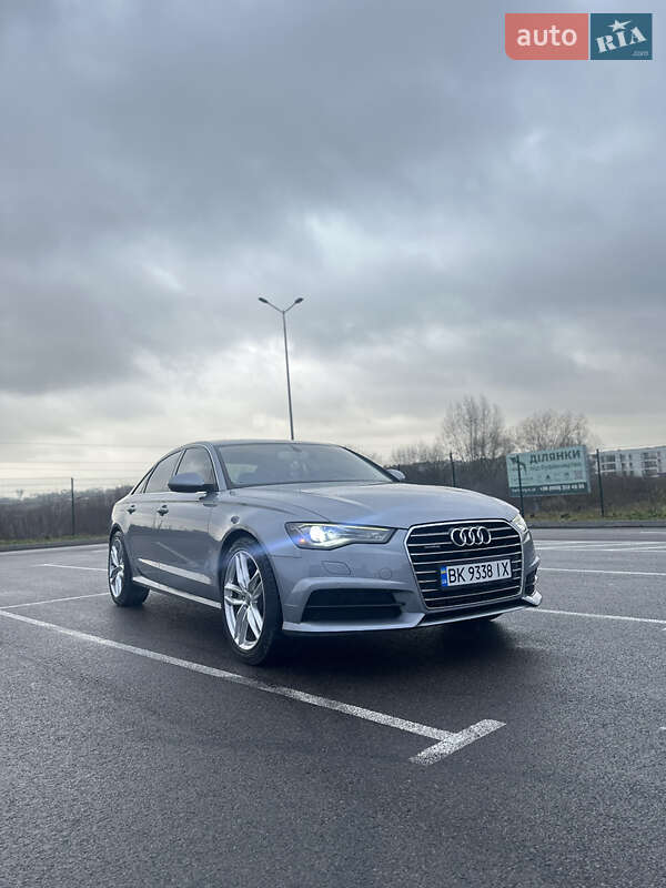 Седан Audi A6 2015 в Ровно