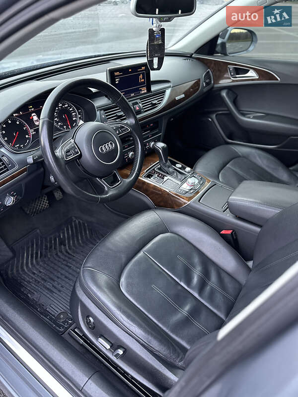Седан Audi A6 2015 в Ровно