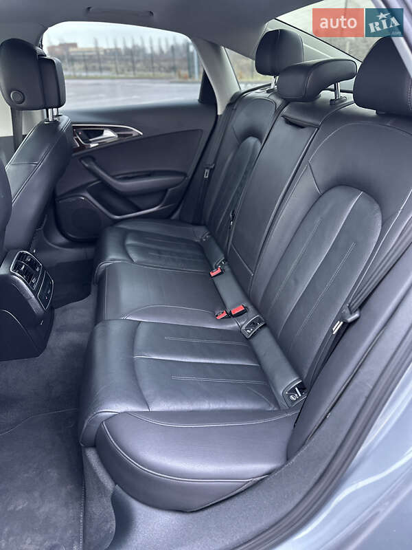 Седан Audi A6 2015 в Ровно
