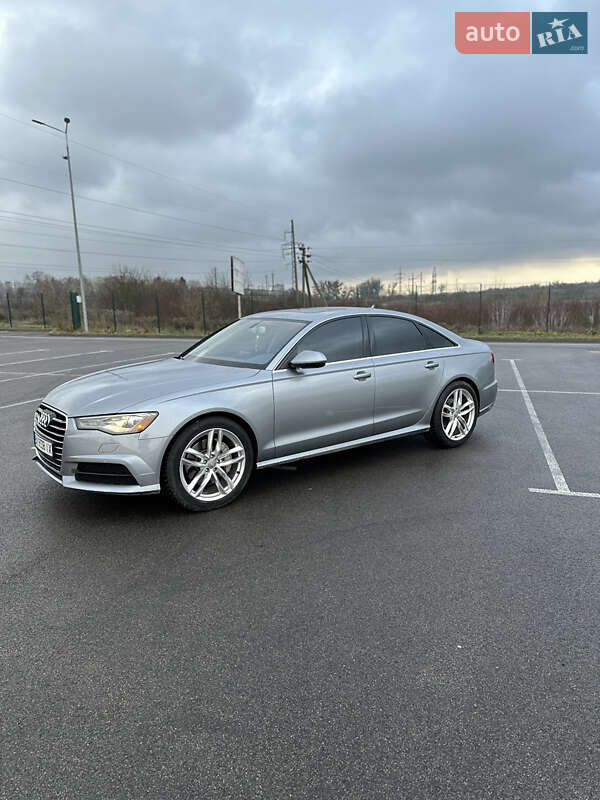 Седан Audi A6 2015 в Ровно