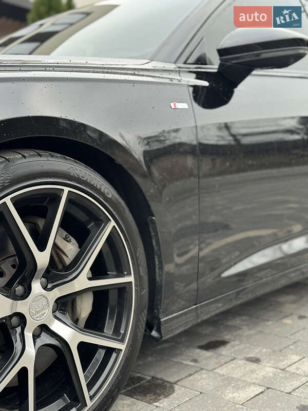Седан Audi A6 2019 в Ужгороде