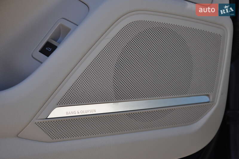 Седан Audi A6 2021 в Одессе