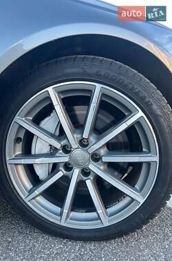Седан Audi A6 2017 в Киеве