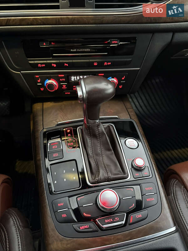 Седан Audi A6 2011 в Ивано-Франковске