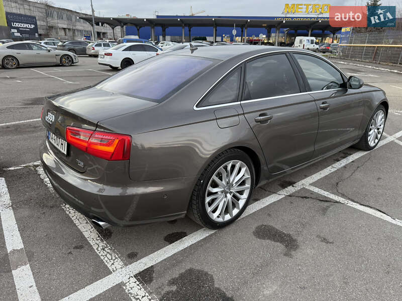 Седан Audi A6 2011 в Ивано-Франковске