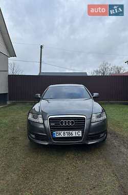 Седан Audi A6 2010 в Березному