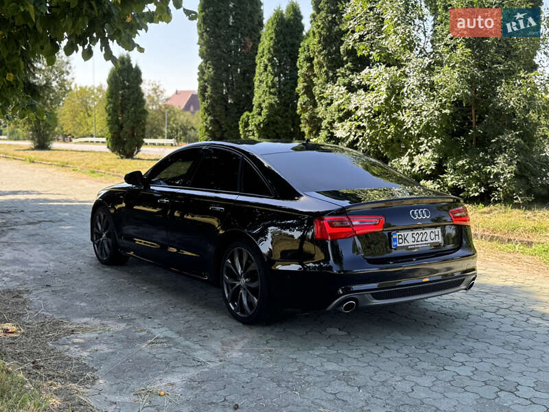 Седан Audi A6 2011 в Ровно