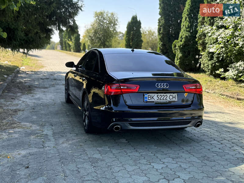 Седан Audi A6 2011 в Ровно