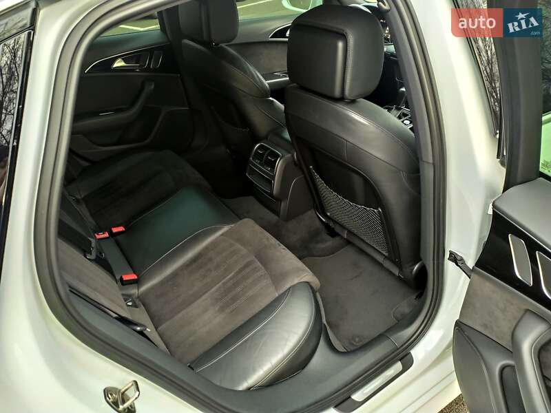 Седан Audi A6 2015 в Киеве