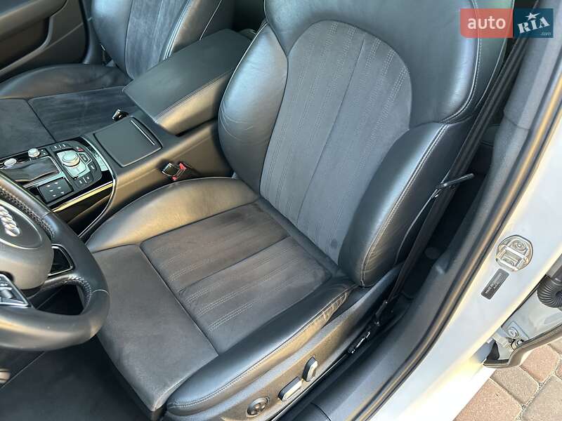 Седан Audi A6 2015 в Киеве