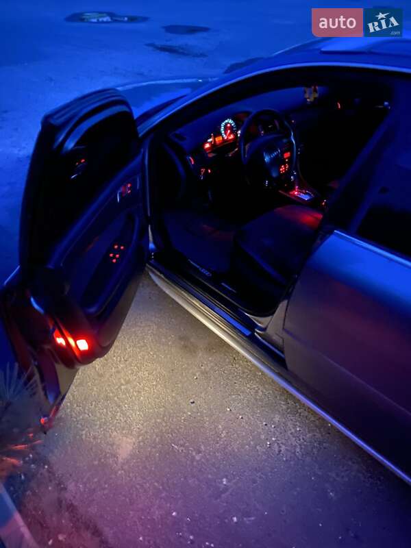 Универсал Audi A6 2001 в Киеве