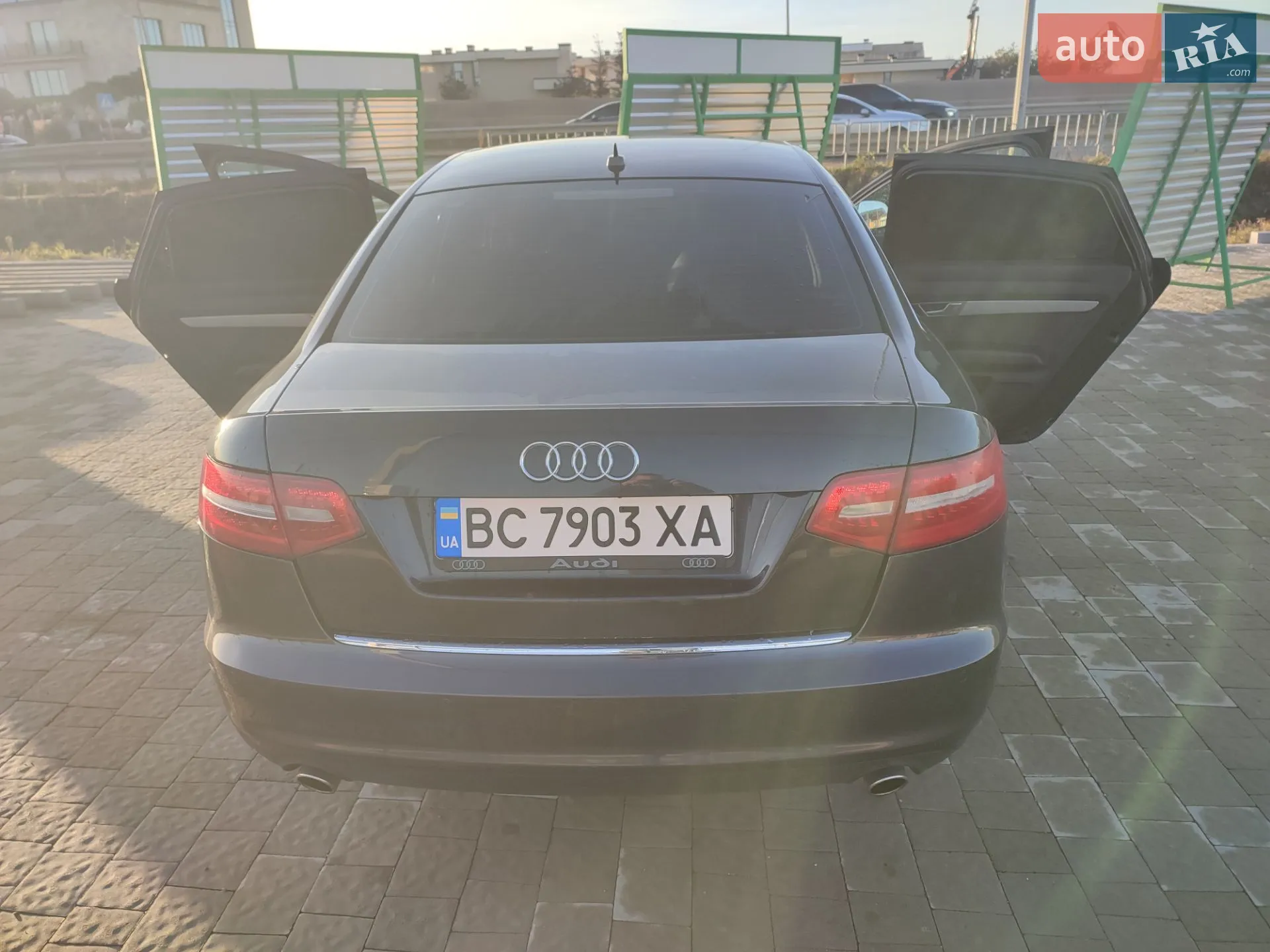 2010 Audi A6 - мініатюра 5