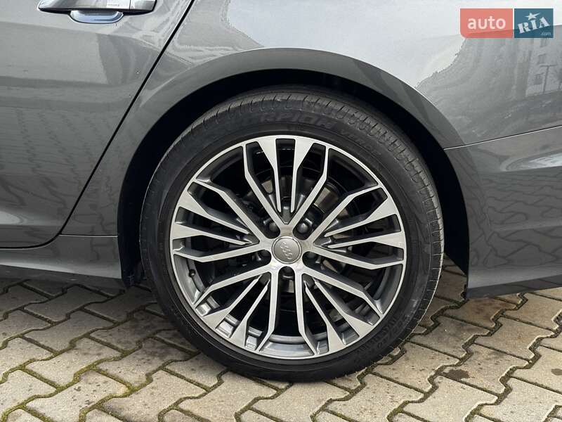 Седан Audi A6 2020 в Ивано-Франковске