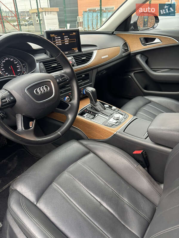 Седан Audi A6 2015 в Киеве