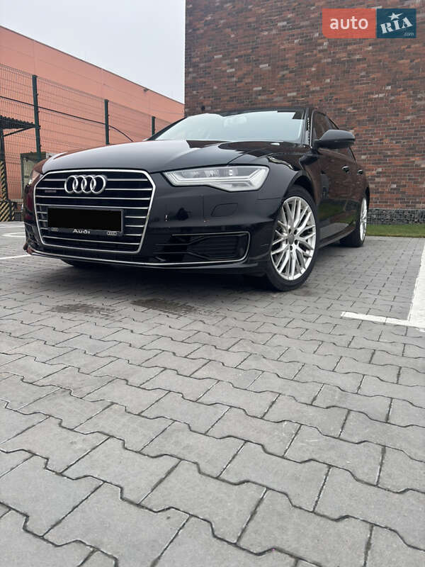 Седан Audi A6 2015 в Киеве