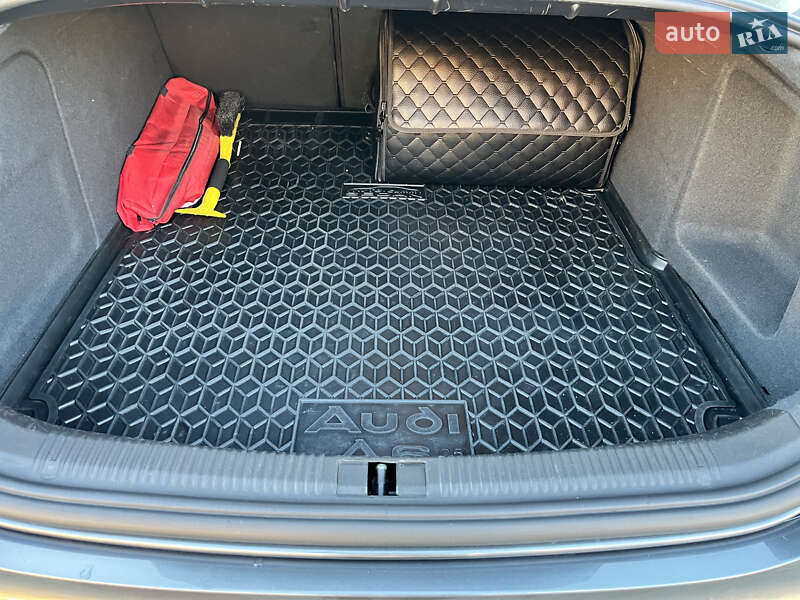 Седан Audi A6 2006 в Черкассах