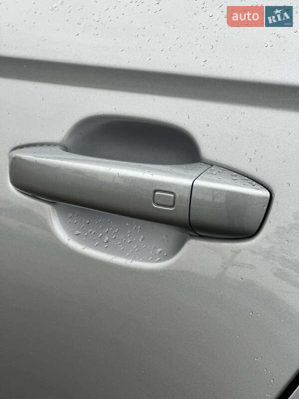 Седан Audi A6 2015 в Днепре