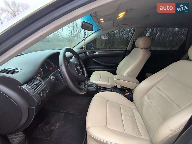 Универсал Audi A6 2003 в Миргороде