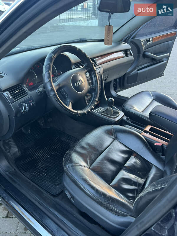 Универсал Audi A6 2004 в Ровно