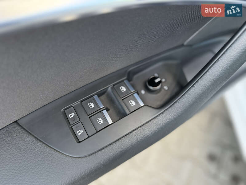 Универсал Audi A6 2022 в Хмельницком