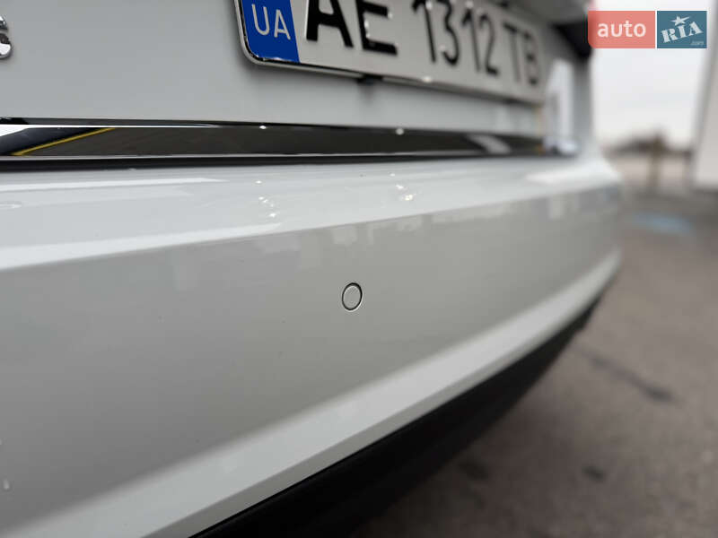 Седан Audi A6 2017 в Днепре