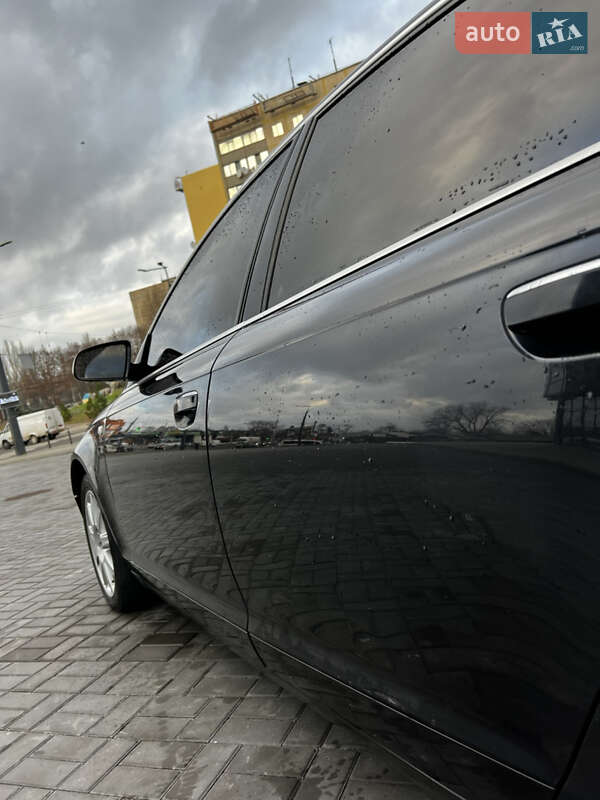 Седан Audi A6 2004 в Днепре
