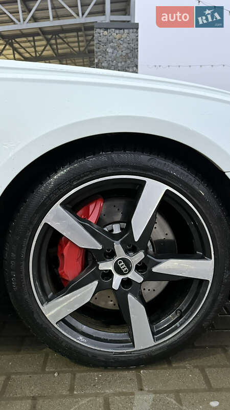 Седан Audi A6 2020 в Тячеве