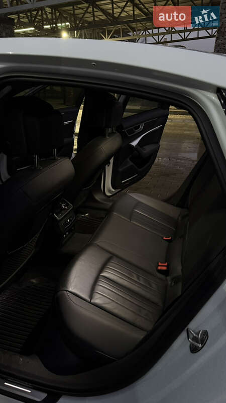 Седан Audi A6 2020 в Тячеве