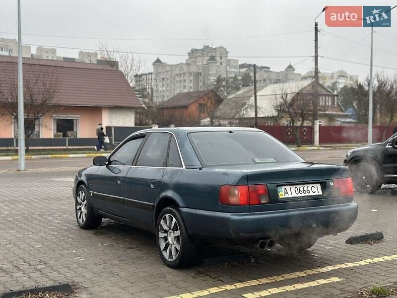 Седан Audi A6 1996 в Ирпене