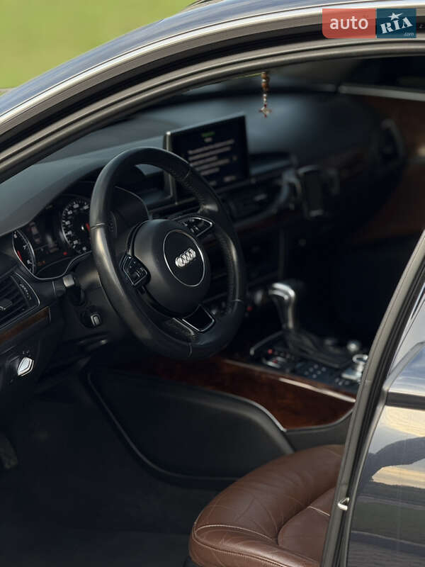 Седан Audi A6 2014 в Львове