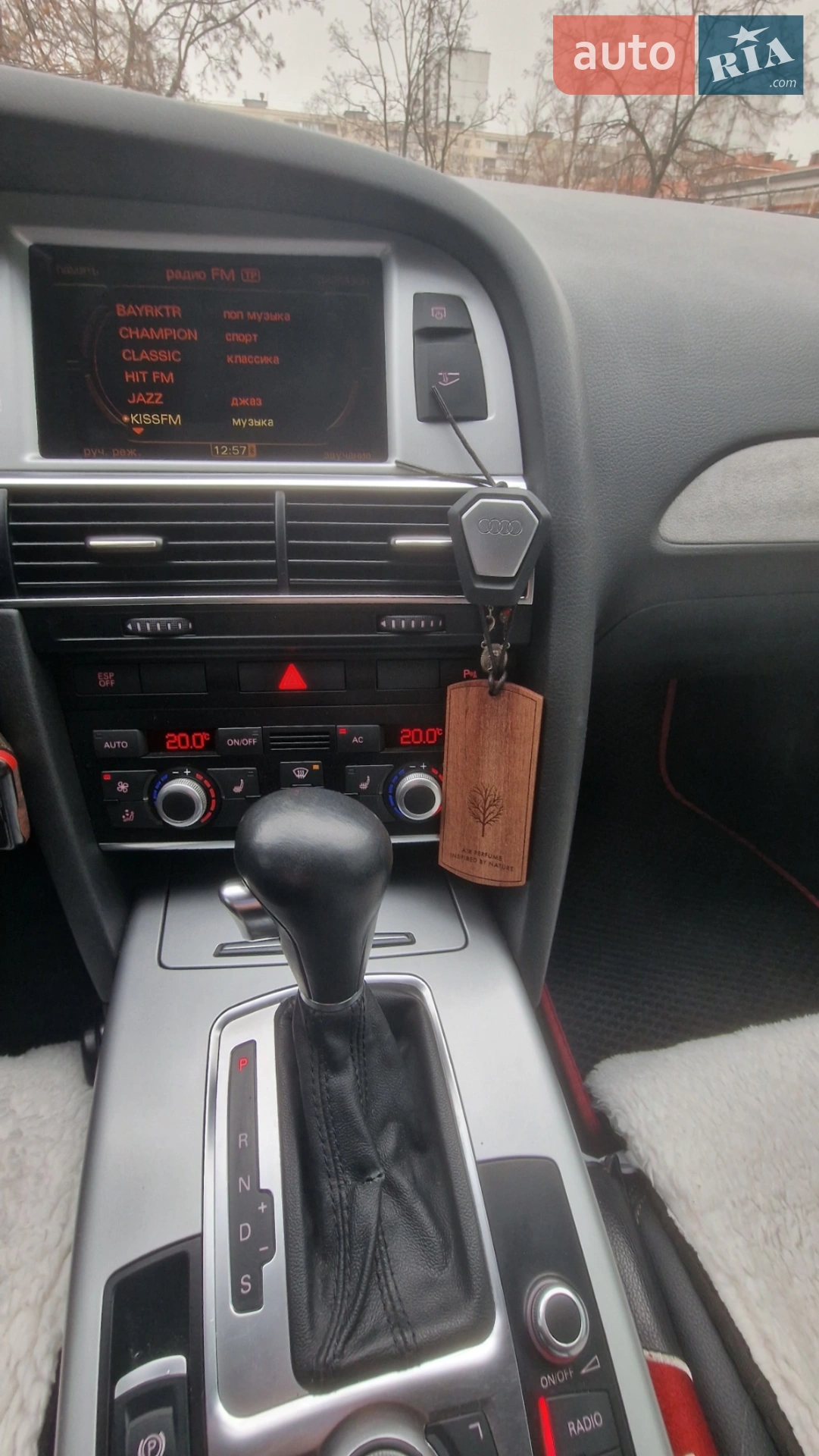 2010 Audi A6 - мініатюра 8