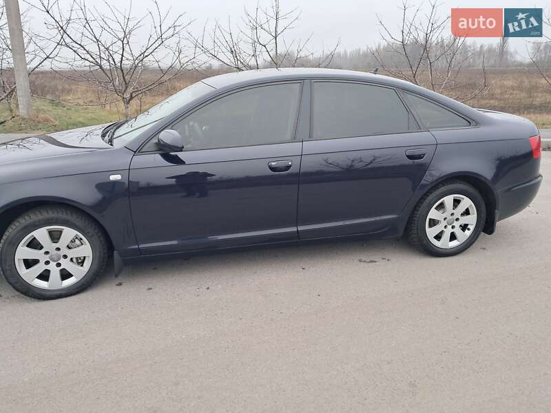 Седан Audi A6 2006 в Романове