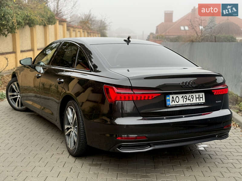 Седан Audi A6 2018 в Ужгороде
