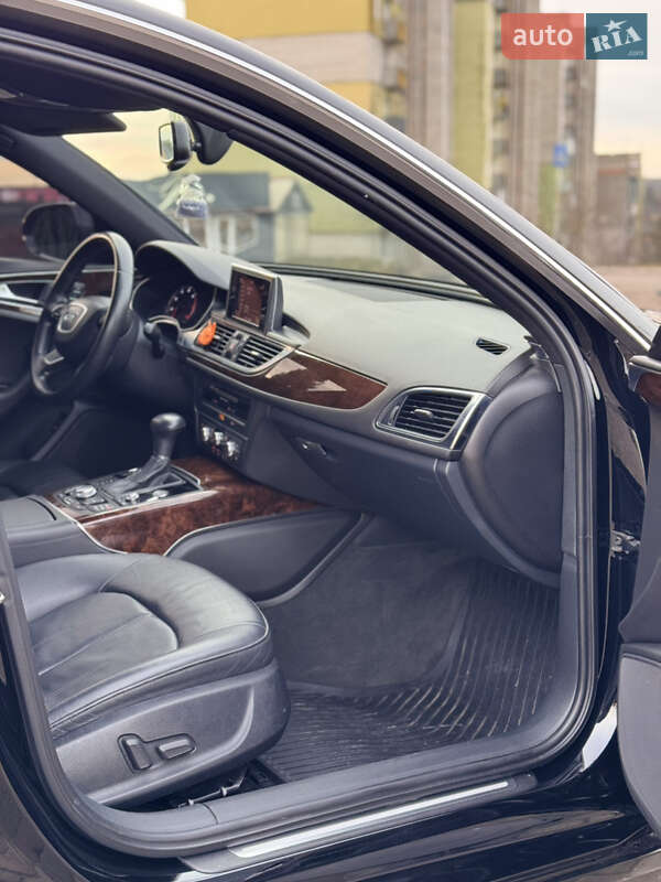 Седан Audi A6 2013 в Нововолынске