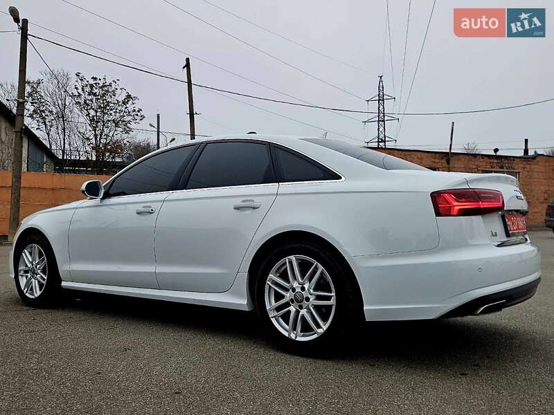Седан Audi A6 2015 в Днепре