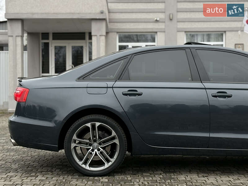 Седан Audi A6 2013 в Черновцах