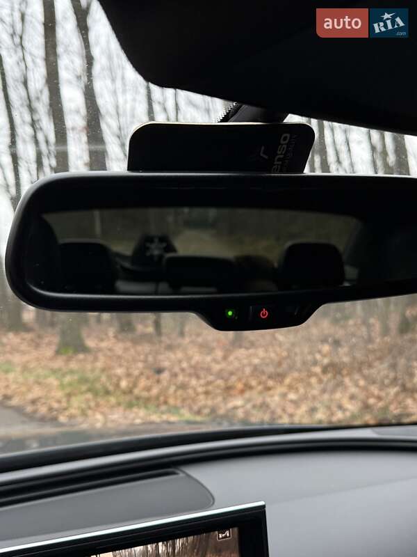 Седан Audi A6 2016 в Ужгороде