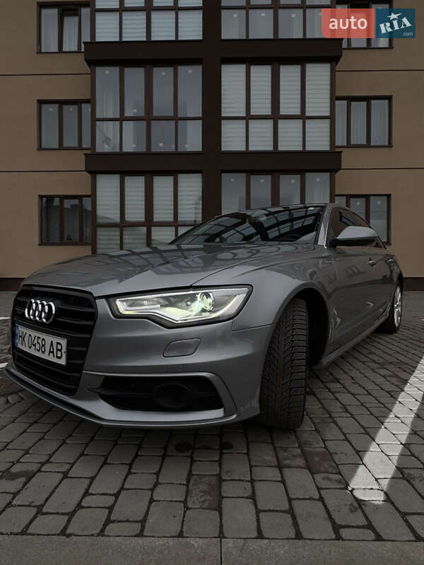 Седан Audi A6 2014 в Рівному