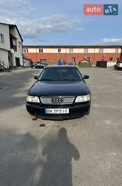 Седан Audi A6 1995 в Березному