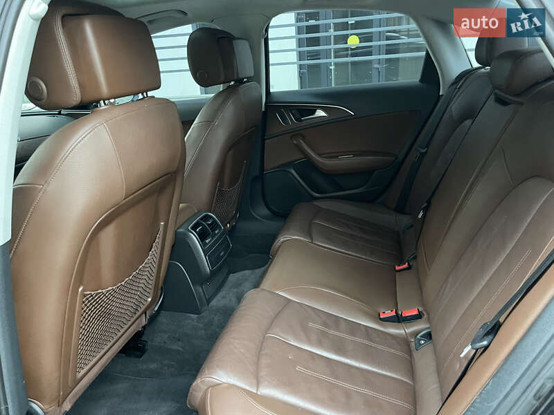Седан Audi A6 2015 в Рівному