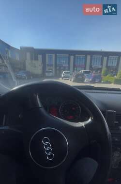 Універсал Audi A6 2003 в Рокитному