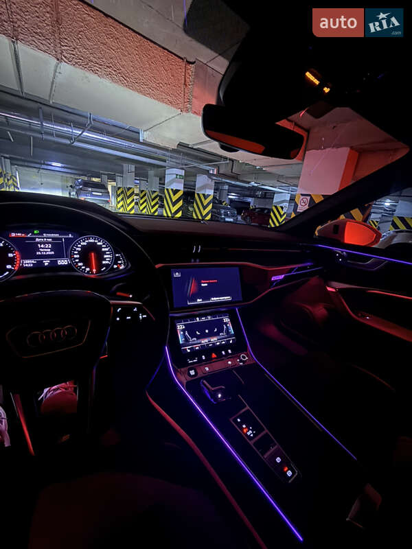 Седан Audi A6 2022 в Дніпрі