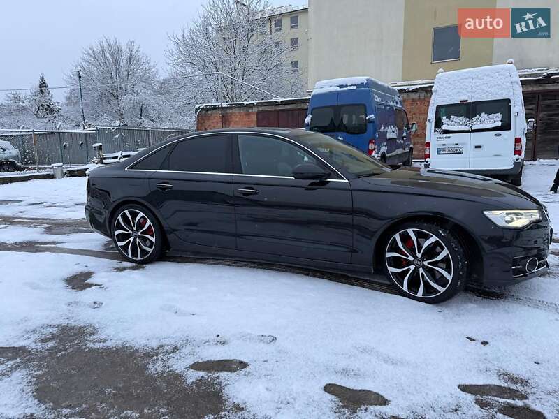 Седан Audi A6 2014 в Черновцах