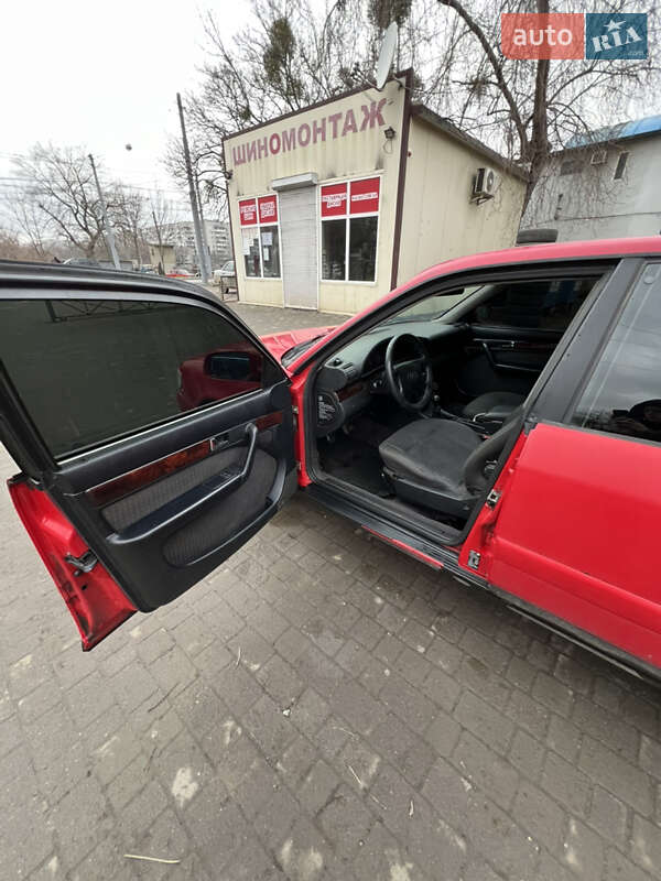 Седан Audi A6 1996 в Львове