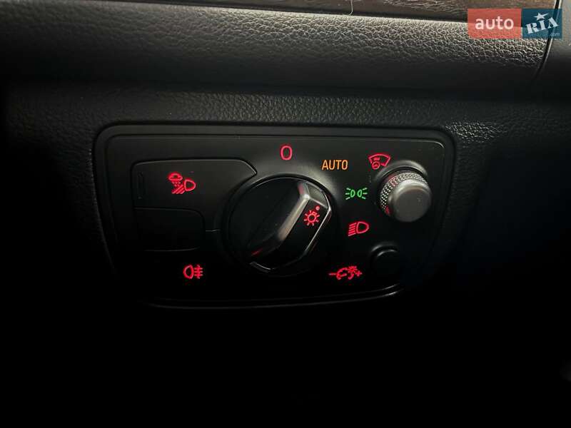 Седан Audi A6 2014 в Киеве