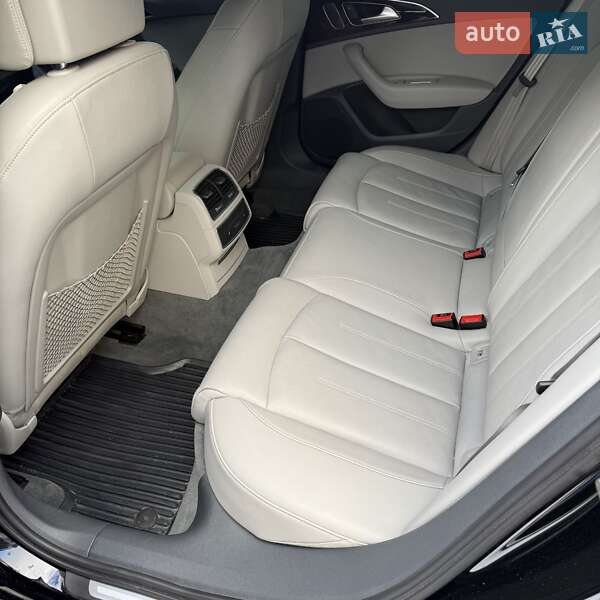 Седан Audi A6 2015 в Чернівцях