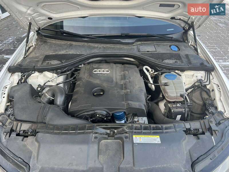 Седан Audi A6 2015 в Нововолинську
