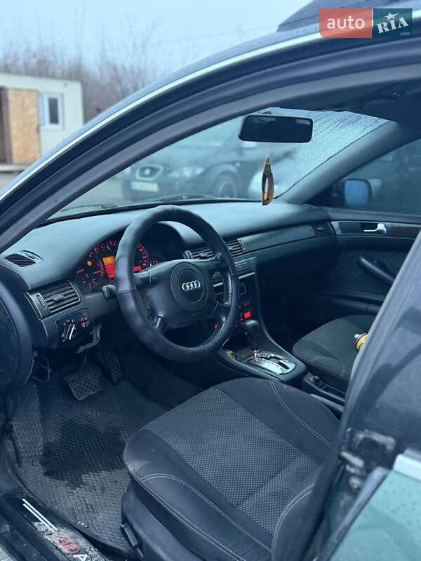 Универсал Audi A6 1998 в Апостолово